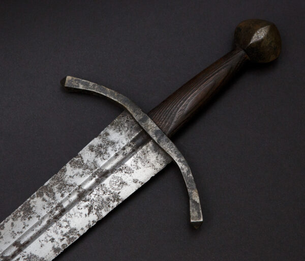 Medieval sword XIV_Handle